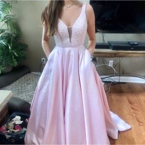 Light pink Sherri Hill prom dress